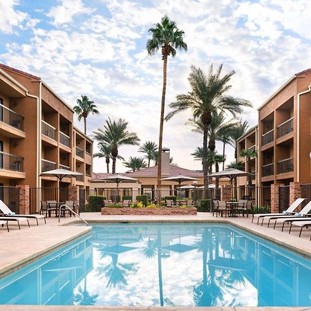 Courtyard By Marriott Las Vegas Convention Center Hotel Exterior foto